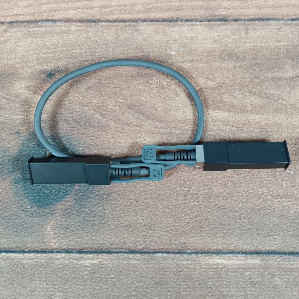 Cisco MA CBL 40G 50CM 600 22160 A Network Cable